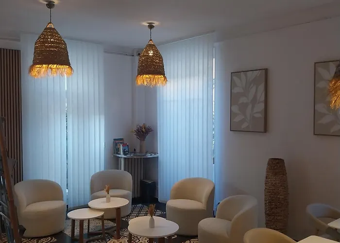 Hotel Cecil Adults Only